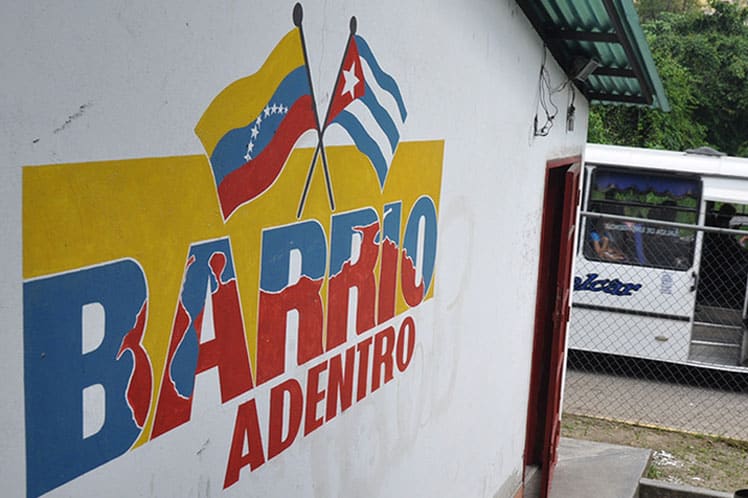 BARRIOADENTRO