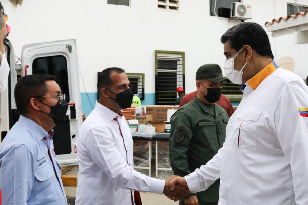 PresidenteconstataavancesdelasBricomilesenLaGuaira