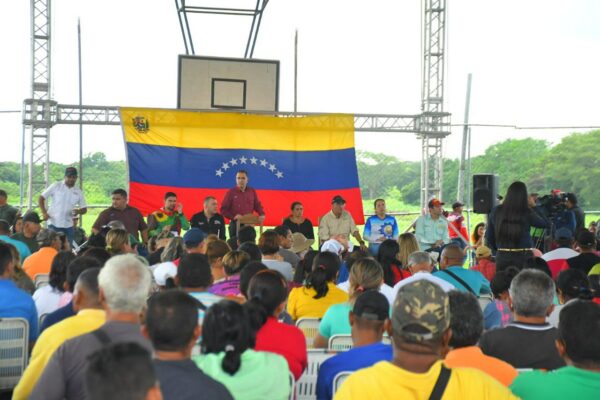 Ministroprimerencuentroagroproductivobarinas