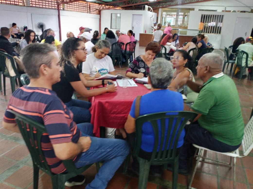 discusión -de- ley- de- comunicación- popular