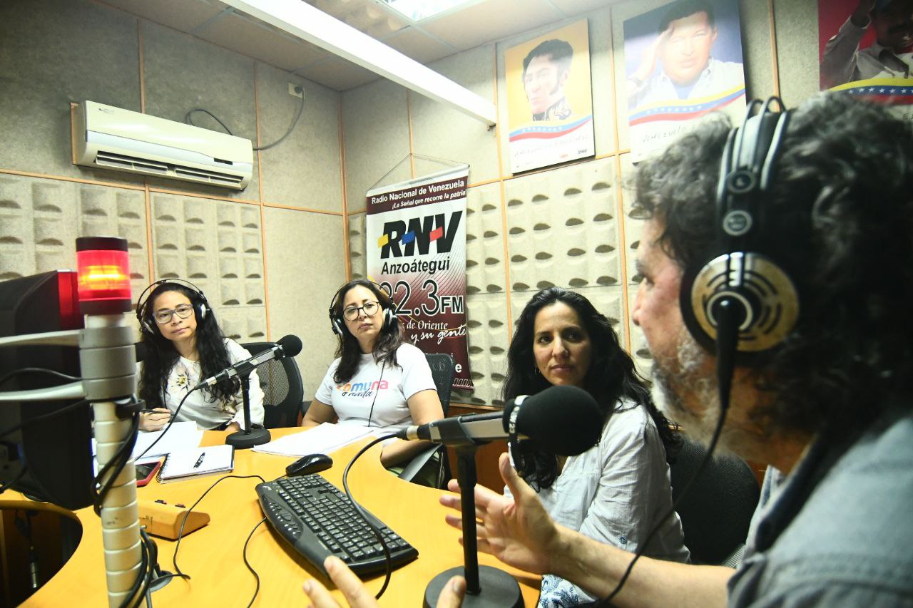 "Comuna o Nada": Debatiendo la nueva forma de organización en Venezuela