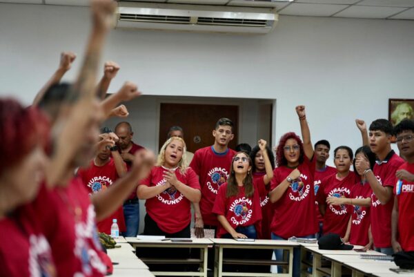 Primer curso nacional de formación política para jóvenes