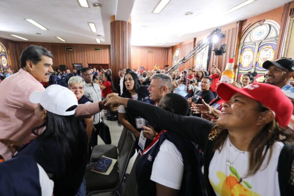 Circuitos comunales recibirán a partir de hoy los recursos para proyectos electos en consulta popular