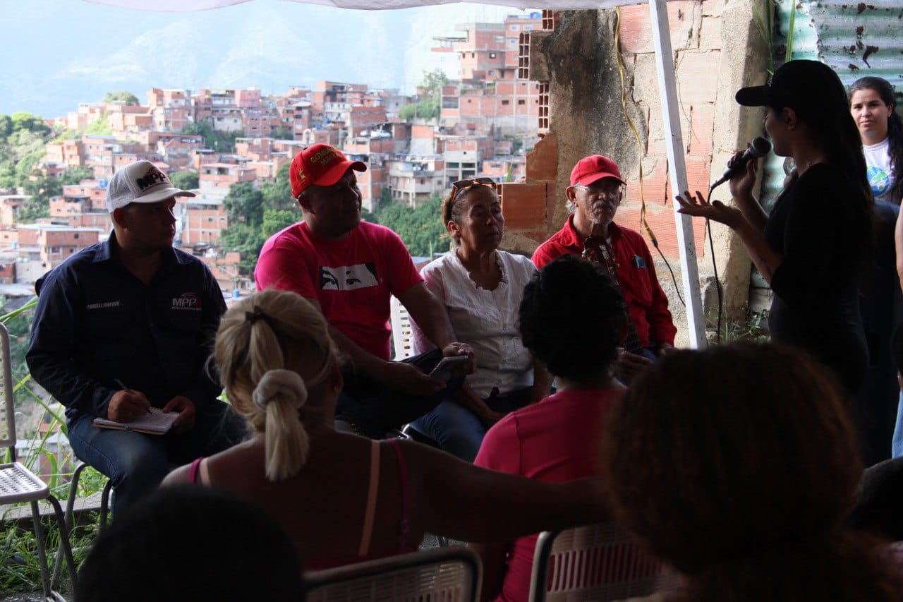 Comuna de Petare comienza segunda etapa de proyecto de sustitución de tuberías
