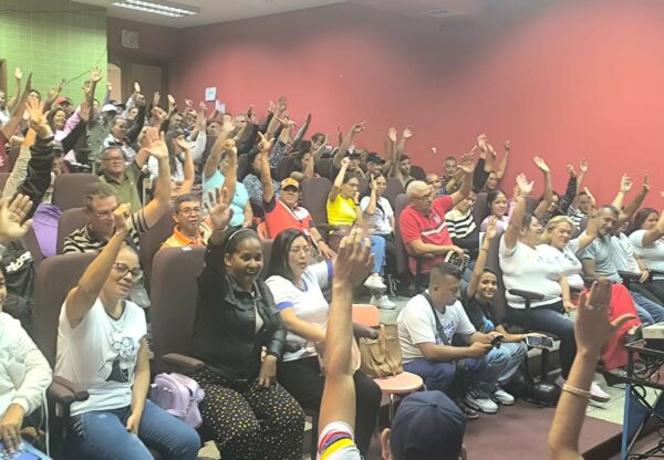 En un encuentro compartieron las funciones y potencialidades de las instituciones adscritas a la cartera de Comunas.
