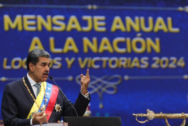 Desde el Teatro Teresa Carreño, el presidente Maduro anunció que se realizarán seis consultas este 2025. Fotos Prensa Presidencial.
