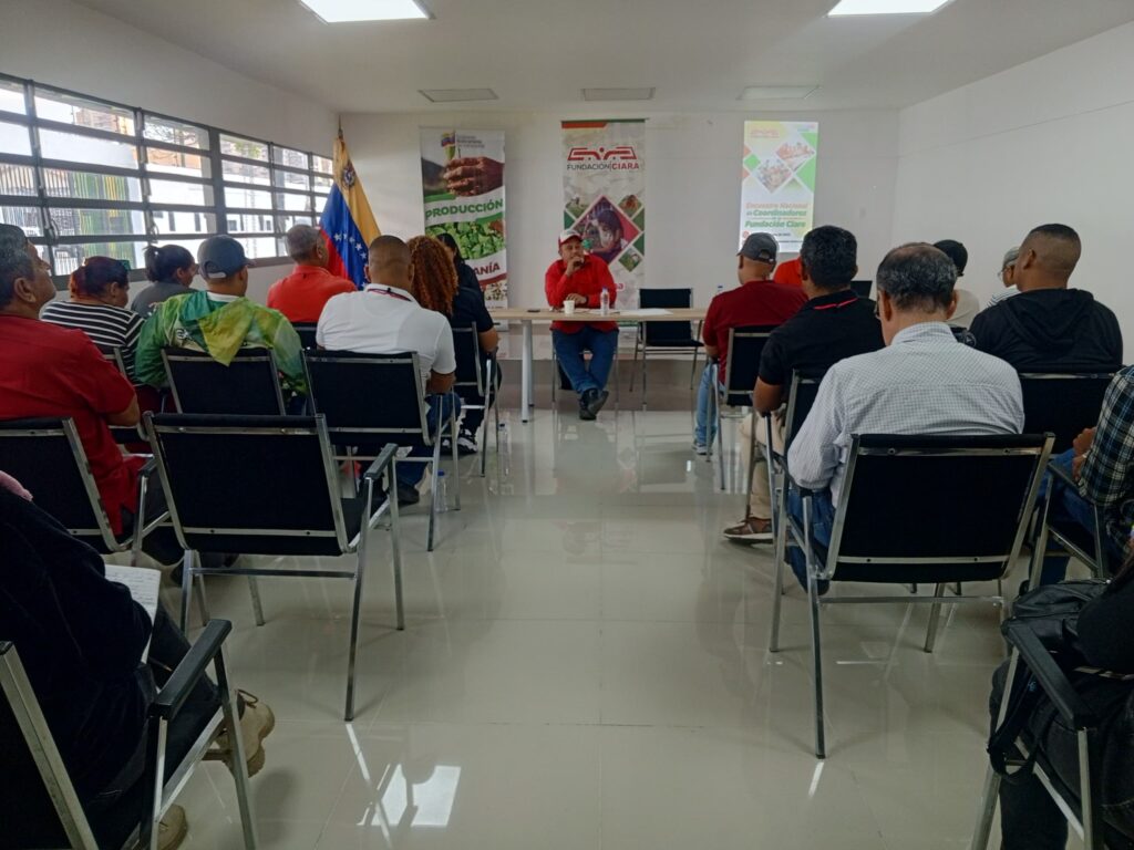 Cisneros precisó que, "para alcanzar nuestros objetivos debemos establecer alianzas con las universidades, en función de captar estudiantes de carreras afines al desarrollo agrícola,